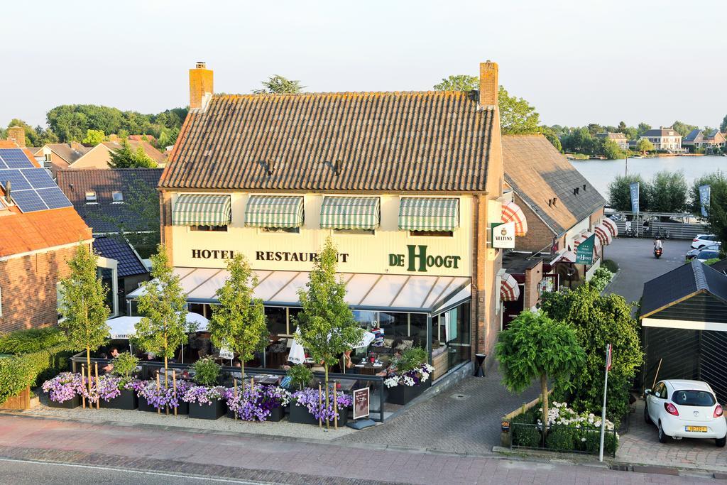 Hotel Restaurant De Hoogt Maasdam Exterior foto